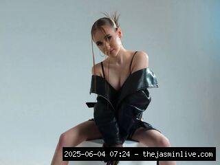 livejasmin, lunahund