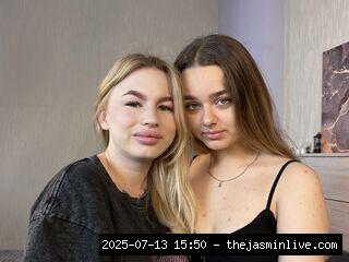 livejasmin, loraandjuliana