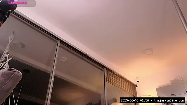 stripchat, mandi4pole_