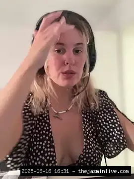 stripchat, babycalipornia