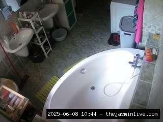 camsoda, voyeurcam-julmodels-bath-1st-1