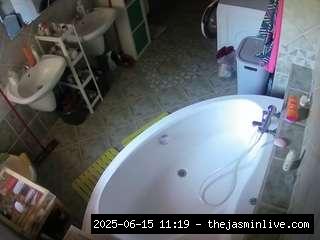 camsoda, voyeurcam-julmodels-bath-1st-1