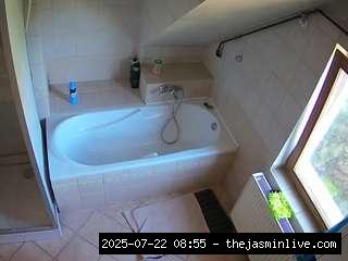camsoda, voyeurcam-julmodels-bath-2nd-1