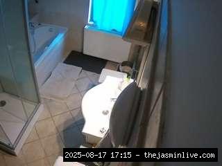 camsoda, voyeurcam-julmodels-bath-2nd-2