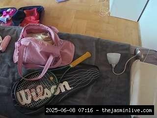 camsoda, voyeurcam-julmodels-greybed-2