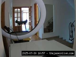 camsoda, voyeurcam-julmodels-hall-1st