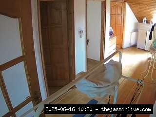 camsoda, voyeurcam-julmodels-hall-2nd