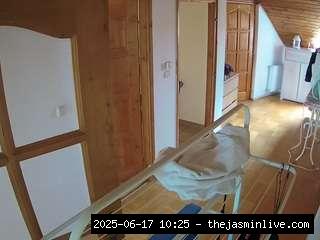 camsoda, voyeurcam-julmodels-hall-2nd
