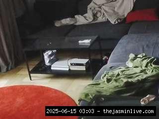 camsoda, voyeurcam-julmodels-living-1