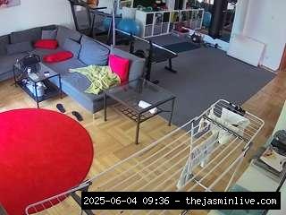 camsoda, voyeurcam-julmodels-living-2