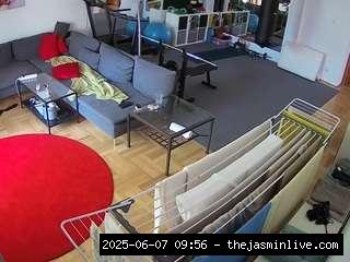 camsoda, voyeurcam-julmodels-living-2