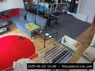 camsoda, voyeurcam-julmodels-living-2