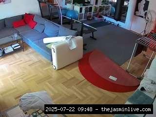 camsoda, voyeurcam-julmodels-living-2