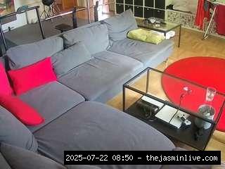 camsoda, voyeurcam-julmodels-living-3