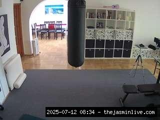 camsoda, voyeurcam-julmodels-living-5