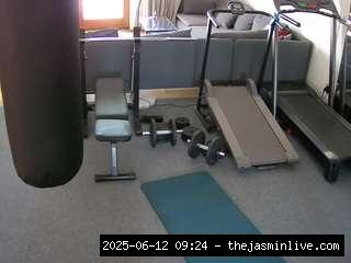 camsoda, voyeurcam-julmodels-living-6