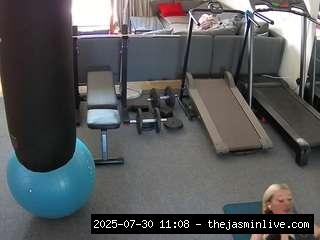 camsoda, voyeurcam-julmodels-living-6