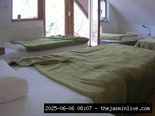 camsoda, voyeurcam-julmodels-bed-2