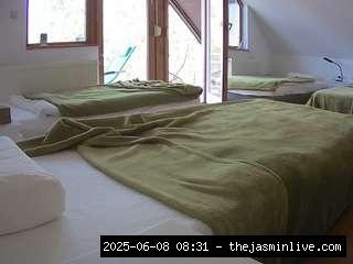 camsoda, voyeurcam-julmodels-bed-2