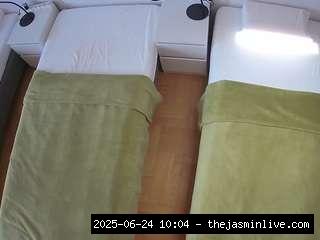 camsoda, voyeurcam-julmodels-bed-5