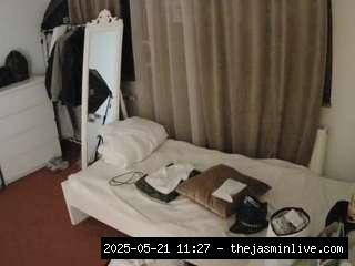 camsoda, voyeurcam-julmodels-reallife-3
