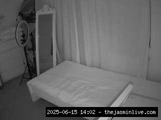 camsoda, voyeurcam-julmodels-reallife-3
