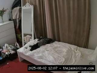 camsoda, voyeurcam-julmodels-reallife-3