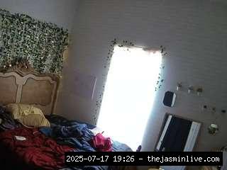camsoda, voyeurcam-hornyhostel-03