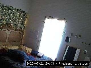 camsoda, voyeurcam-hornyhostel-03