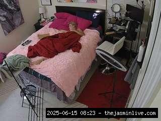 camsoda, voyeurcam-hornyhostel-01