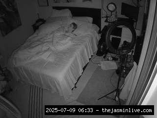 camsoda, voyeurcam-hornyhostel-01