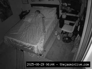 camsoda, voyeurcam-hornyhostel-01