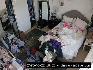 camsoda, voyeurcam-hornyhostel-02