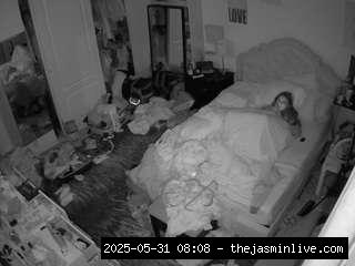 camsoda, voyeurcam-hornyhostel-02