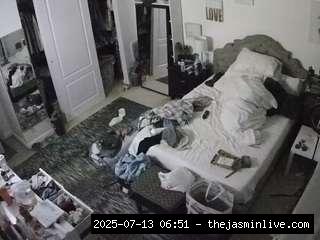camsoda, voyeurcam-hornyhostel-02