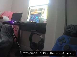 camsoda, voyeurcam-sexy-little-ana-01