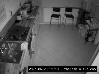 camsoda, voyeurcam-julmodels-kitchen-2