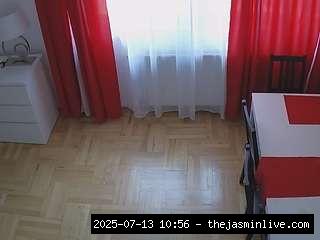 camsoda, voyeurcam-julmodels-dining-2