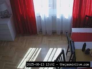 camsoda, voyeurcam-julmodels-dining-2