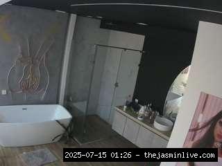 camsoda, voyeurcam-casa-salsa-bathroom-4