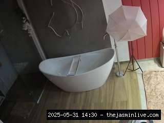 camsoda, voyeurcam-casa-salsa-bathroom-5