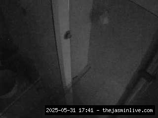 camsoda, voyeurcam-casa-salsa-bathroom-7