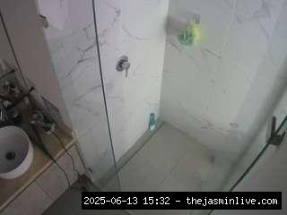 camsoda, voyeurcam-casa-salsa-bathroom-7