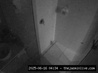 camsoda, voyeurcam-casa-salsa-bathroom-7