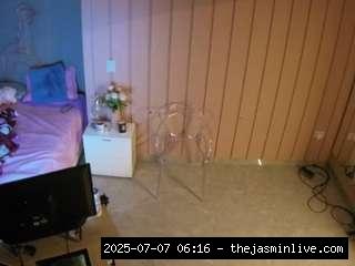 camsoda, voyeurcam-casa-salsa-bedroom-1