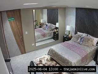 camsoda, voyeurcam-casa-salsa-bedroom-4
