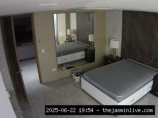 camsoda, voyeurcam-casa-salsa-bedroom-4