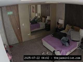 camsoda, voyeurcam-casa-salsa-bedroom-4