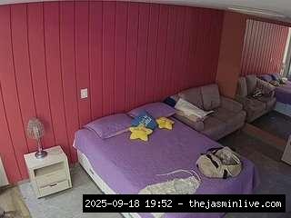 camsoda, voyeurcam-casa-salsa-bedroom-5