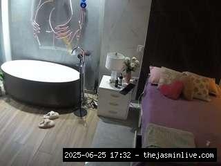 camsoda, voyeurcam-casa-salsa-bedroom-6